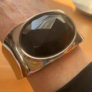 Faux Silver Bracelet with Bevelled Black Stone